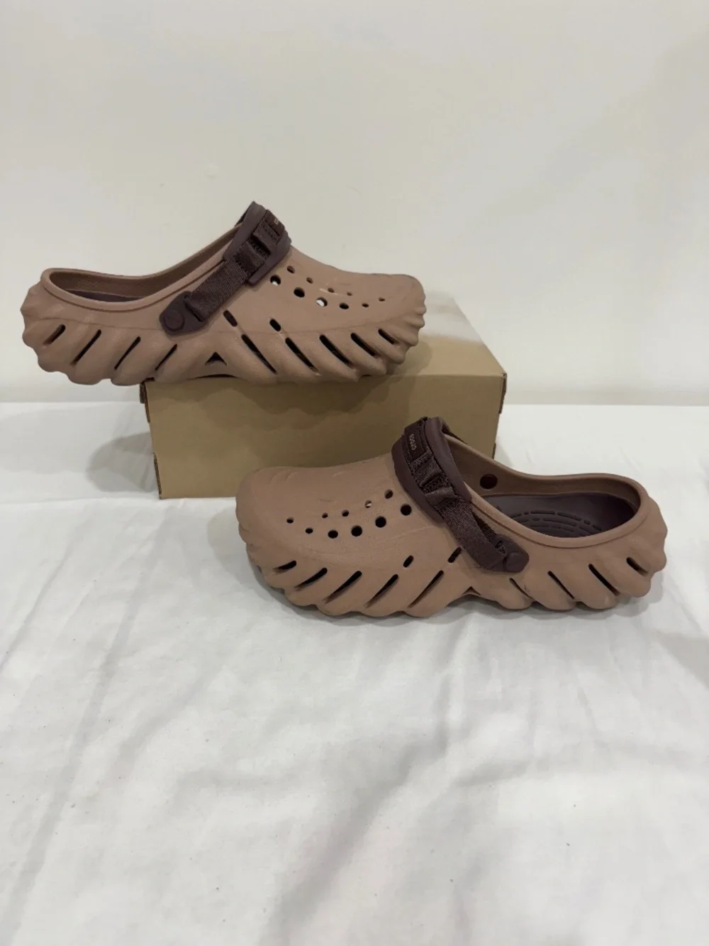 Used W/O Box! Mens Crocs Echo Brown Athletic Comfortable Slip On Sandals Size 11